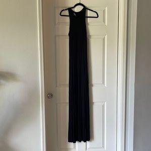 Soft tshirt material maxi dress with two slits in the front